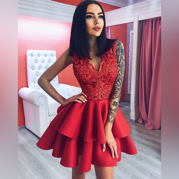 Elegant Red Lace Peplum Dress - Size S - Picture 2 of 5